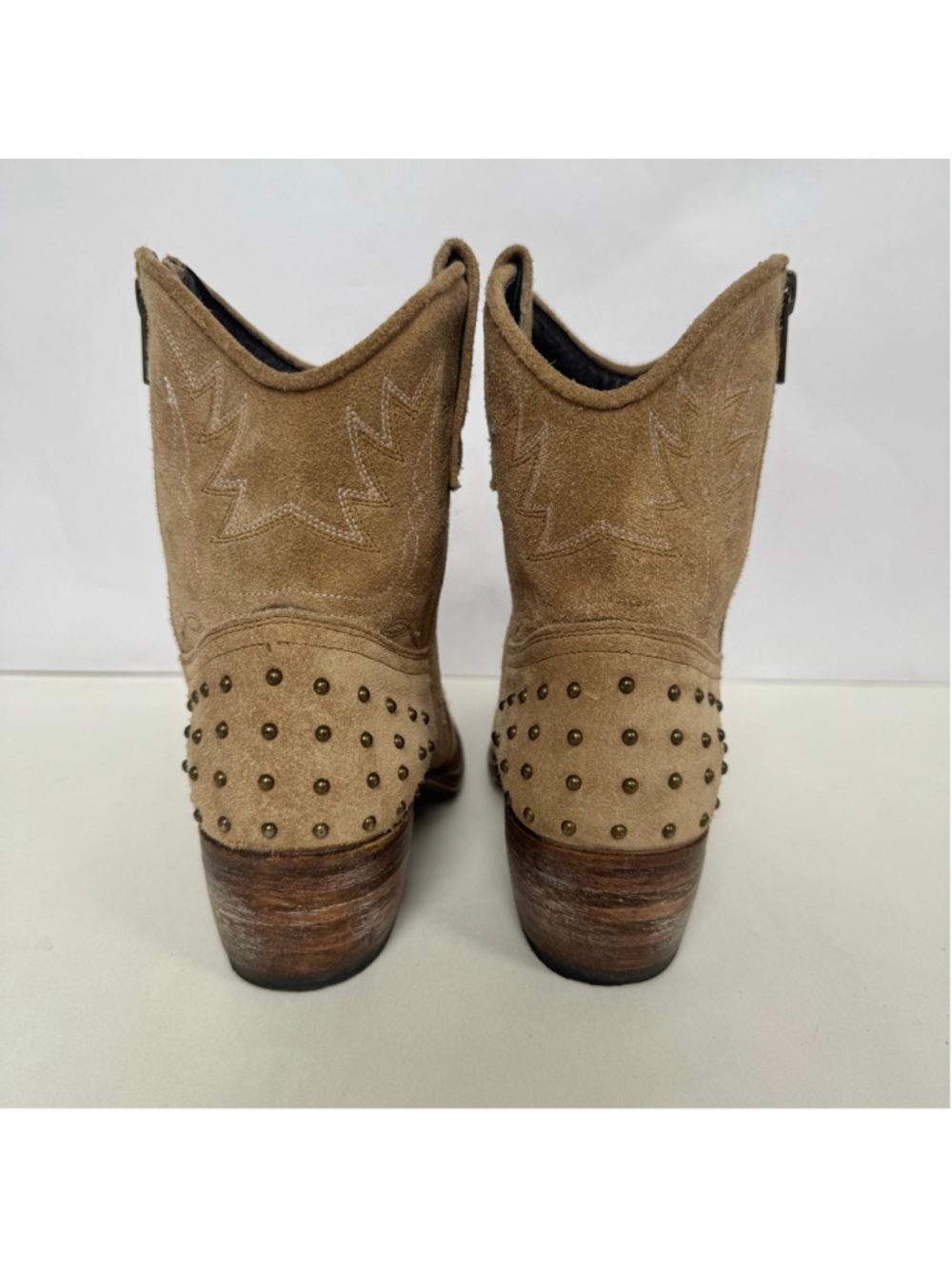 Sendra Suede Western Ankle Boots Size 37 Tan Embroidered Studded cowboy - Picture 3 of 10